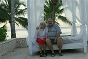 091Caribbean_beeching&relaxing